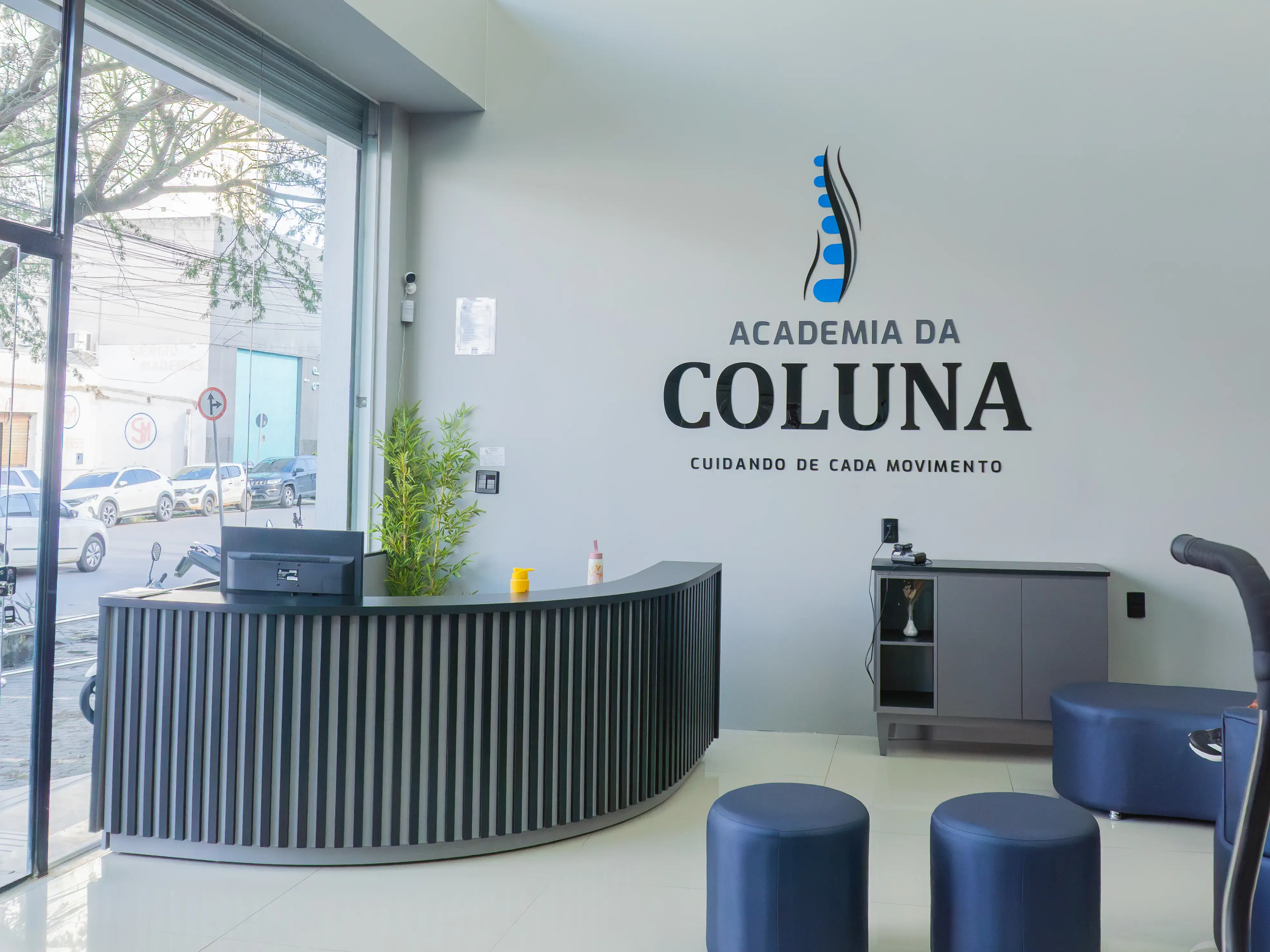 Imagens da Academia da Coluna